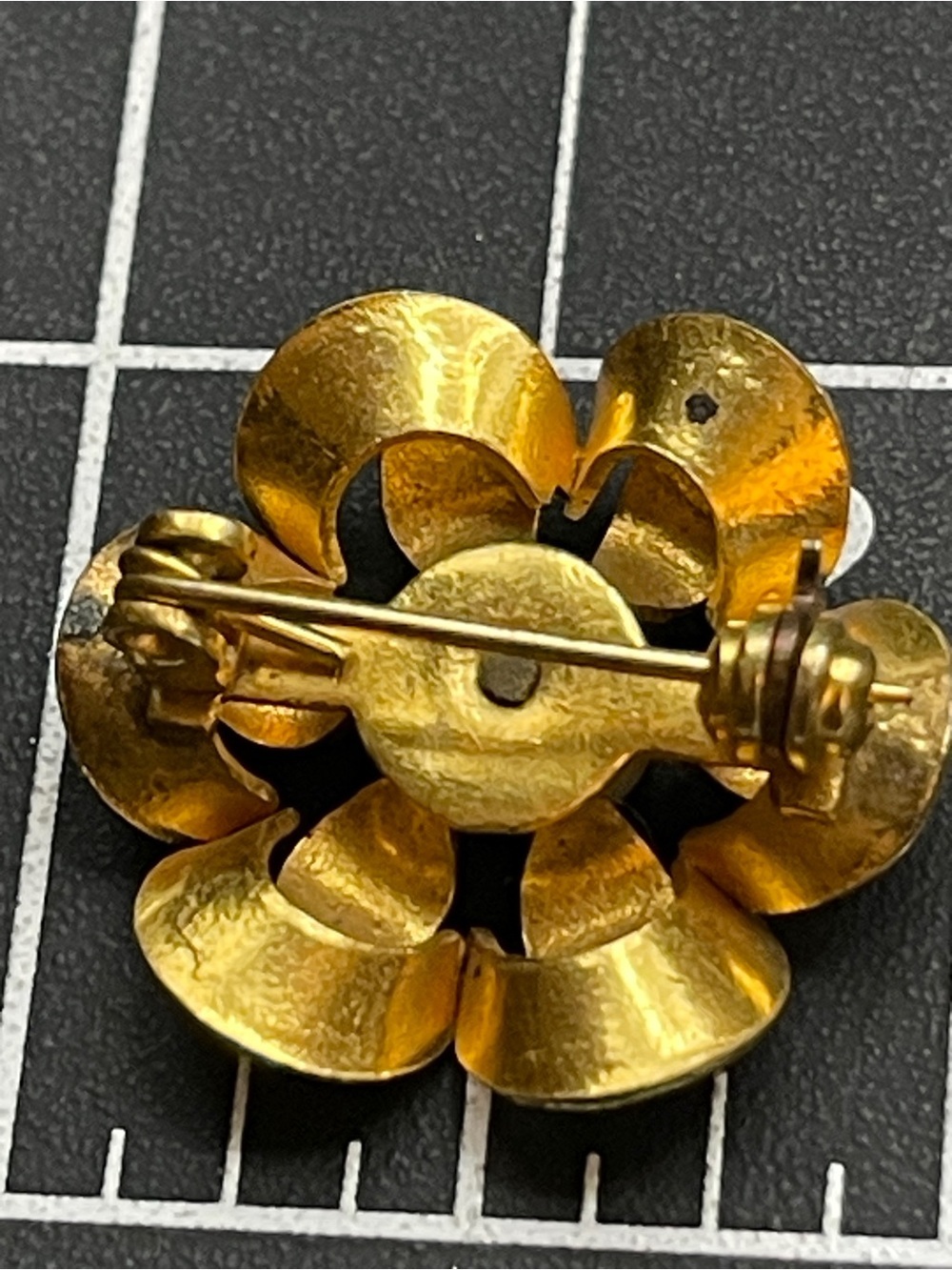 Vintage Damascene Floral Brooch Scarf Pin Faux Pearl Black Gold Starburst - Picture 4 of 12